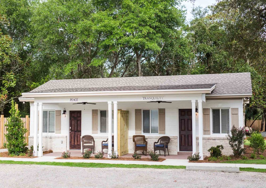 Our One-Bedroom Cottages in Destin